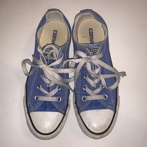 Women’s Periwinkle Low Top Converse Size 6